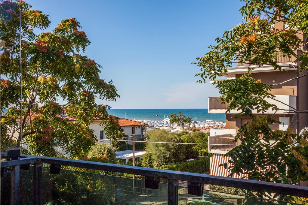 Residence Royal Ріміні Номер фото