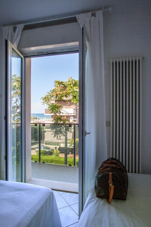 Residence Royal Ріміні Номер фото